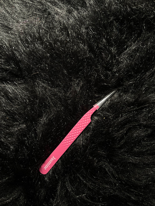 Jasmine tweezer